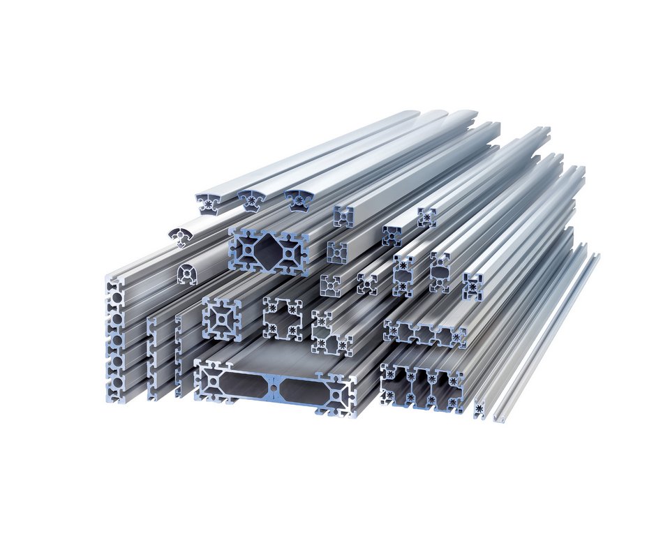 Profilés en aluminium de différentes dimensions